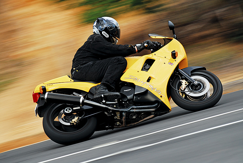 Triumph T300 series